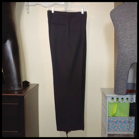 Black Hagar Pleated Dress Pants, 33x32 - Picture 1 of 8